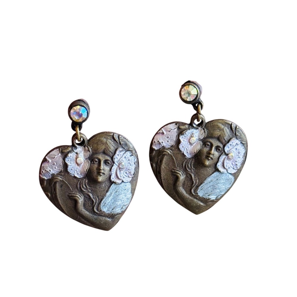VTG Cameo Heart Earrings‎ Rhinestone Regal Art Nouveau Deco Style Pierced Dangle